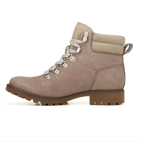 EUC Timberland Women's Ellendale Water Resistant Hiking Boot - Picture 3 of 6